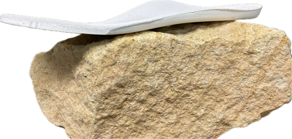 Stélka este un strat subțire de spumă ergonomică modelată