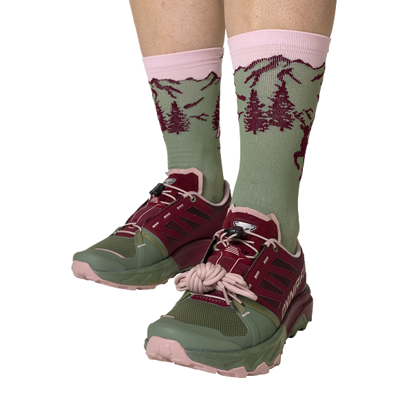 Modelul Dynafit Alpine Pro 2 oferă șireturi clasice pe lângă șiretul rapid