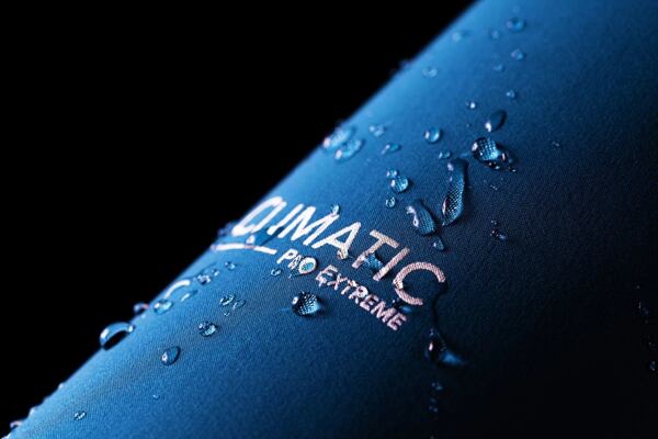 Detaliu al materialului membranei Climatic Pro Extreme